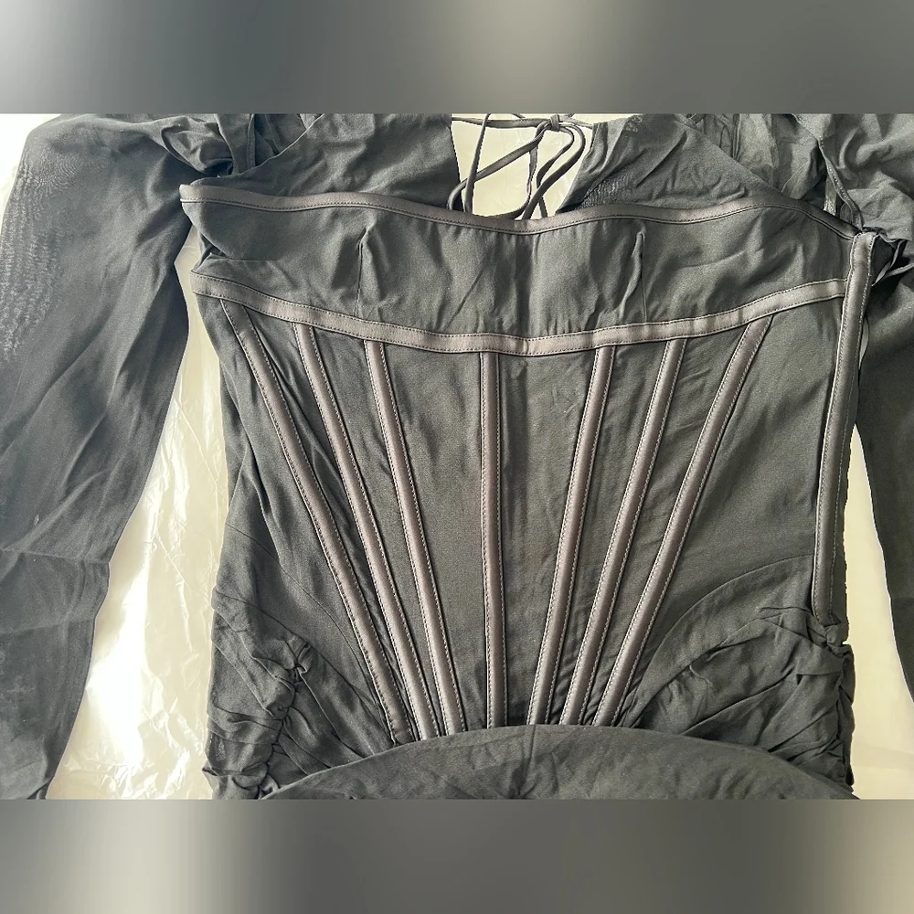 Black Silk House of CB 'Gianna'-small - Picture 10 of 15